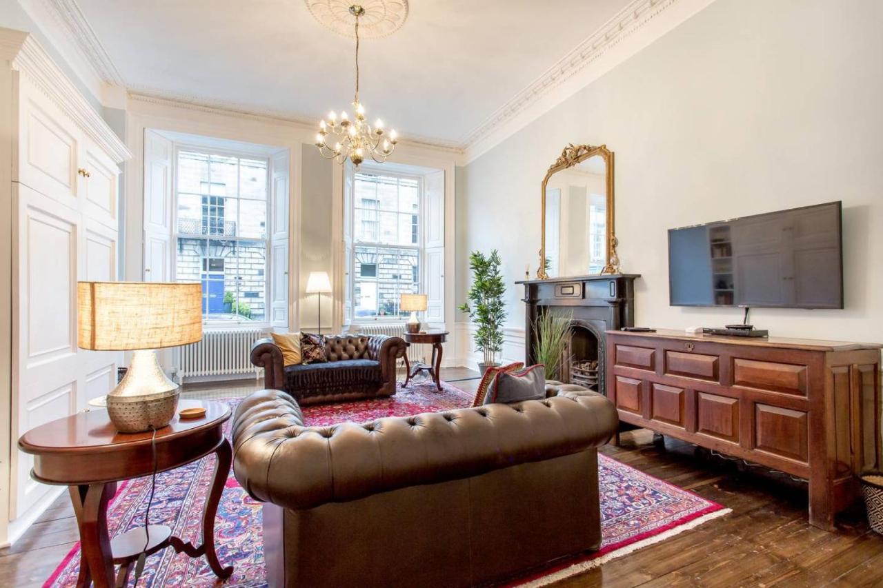 Joivy Converted Flat In Historic Building In New Town Edimburgo Esterno foto