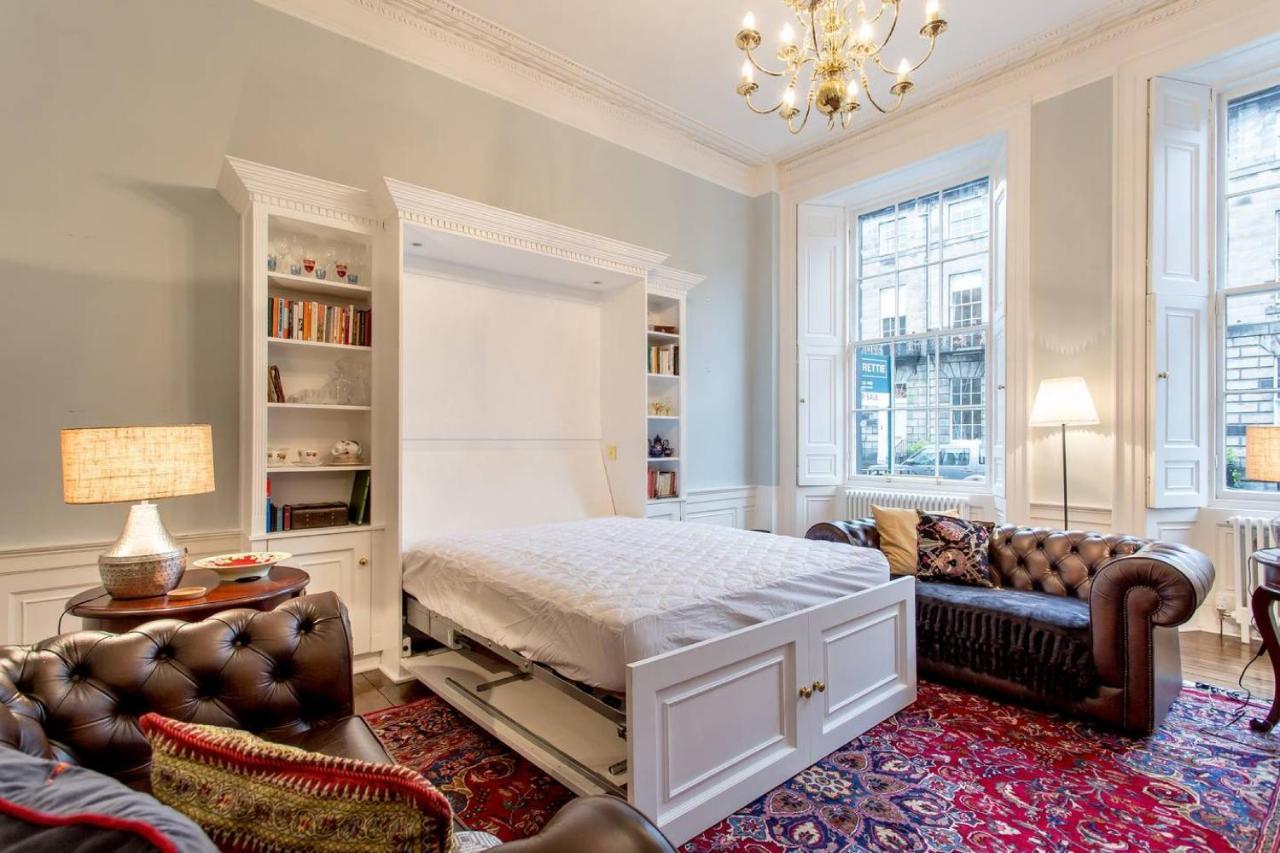 Joivy Converted Flat In Historic Building In New Town Edimburgo Esterno foto
